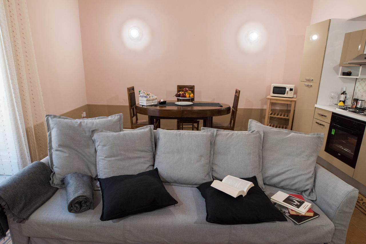 Lettera Living Appartement Catánia Buitenkant foto