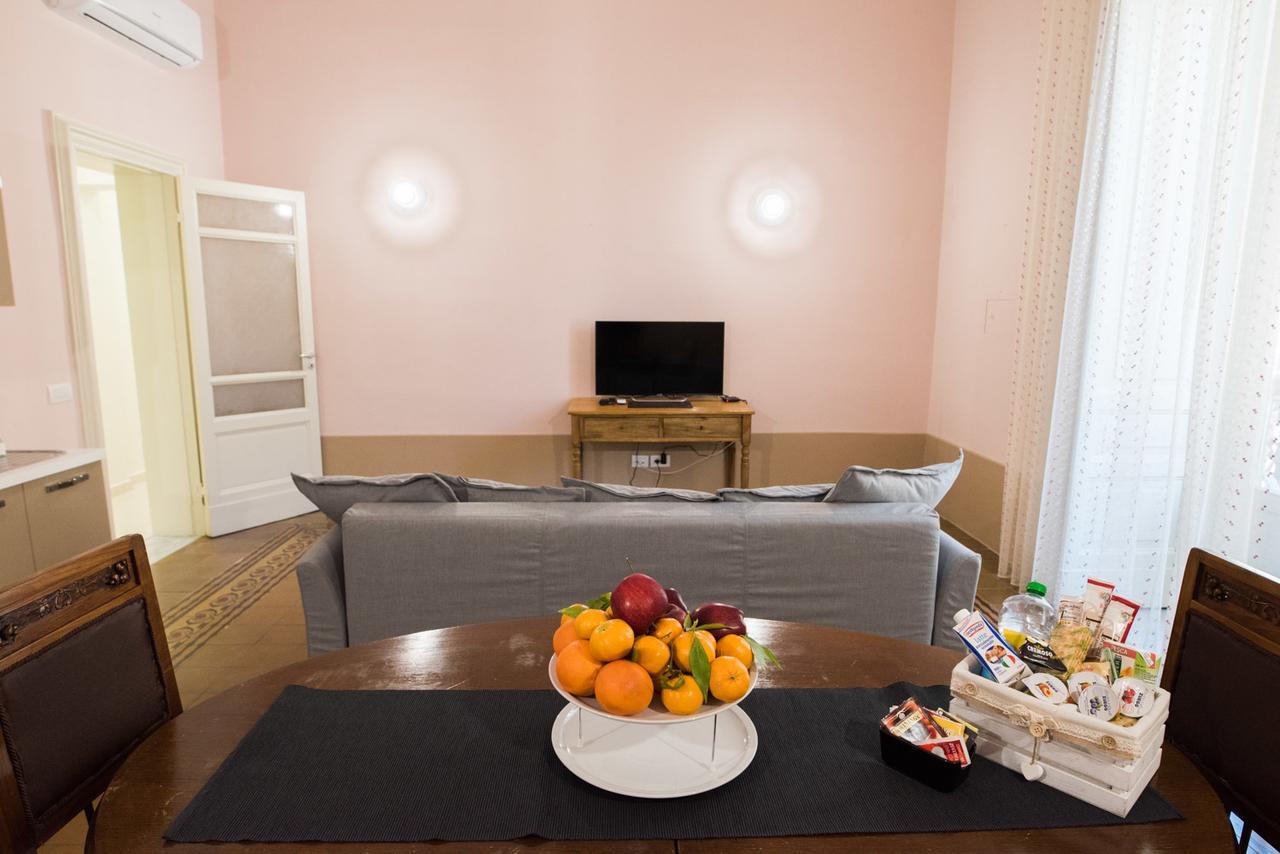Lettera Living Appartement Catánia Buitenkant foto