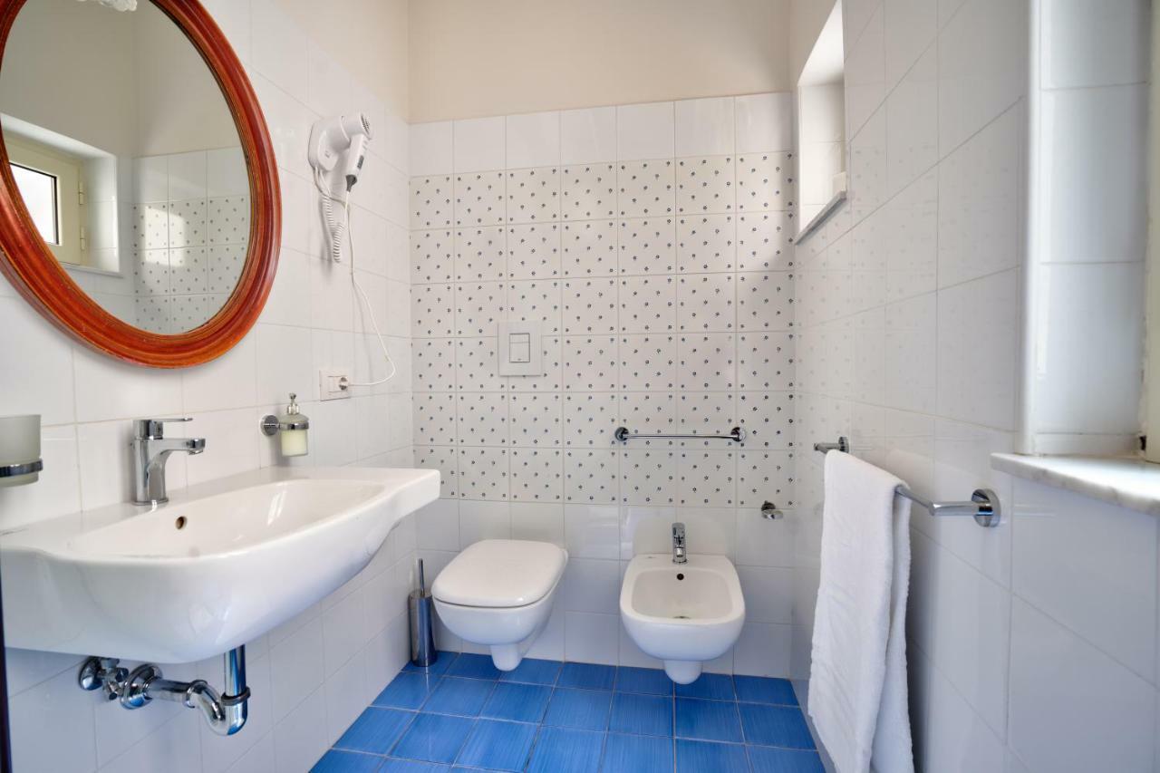 Lettera Living Appartement Catánia Buitenkant foto