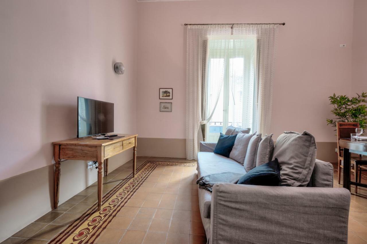 Lettera Living Appartement Catánia Buitenkant foto