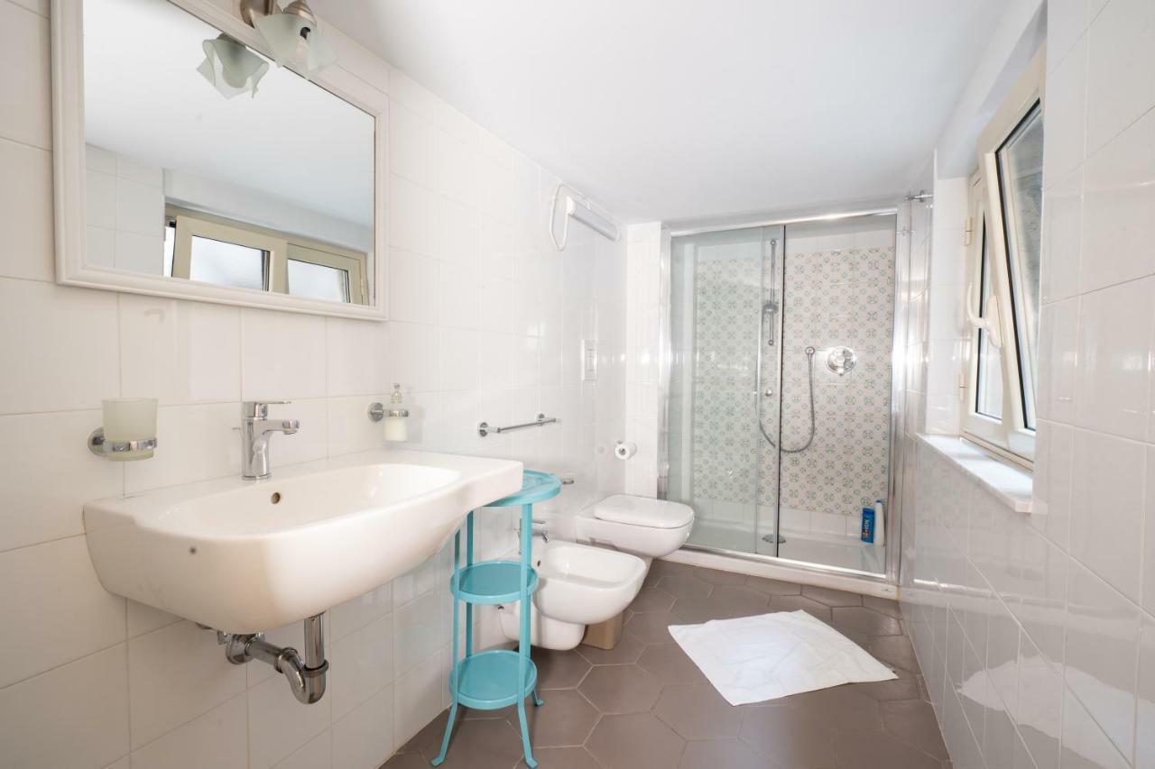 Lettera Living Appartement Catánia Buitenkant foto