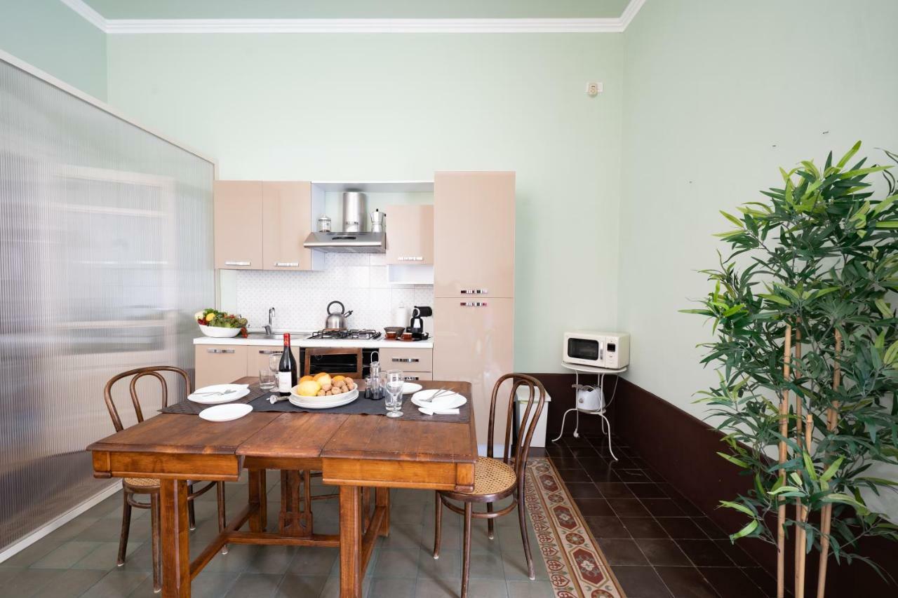 Lettera Living Appartement Catánia Buitenkant foto
